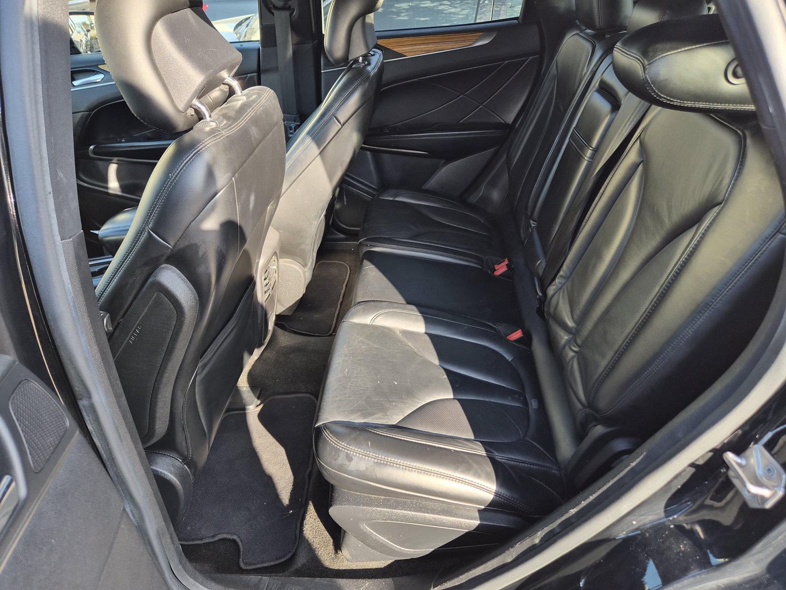 Used 2016 Lincoln MKC Select w/ Select Plus Package FWD image 11