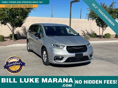 Used 2024 Chrysler Pacifica Touring-L