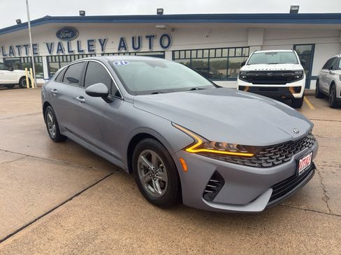Used 2021 Kia K5 LXS FWD image 3
