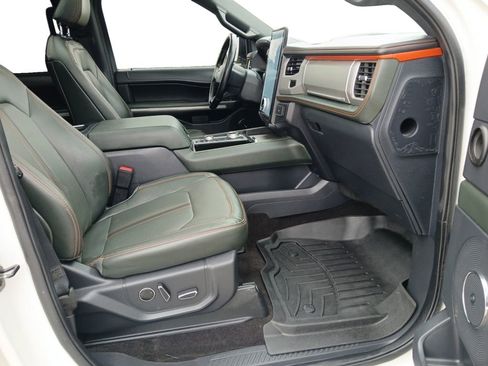 Used 2022 Ford Expedition Timberline image 24