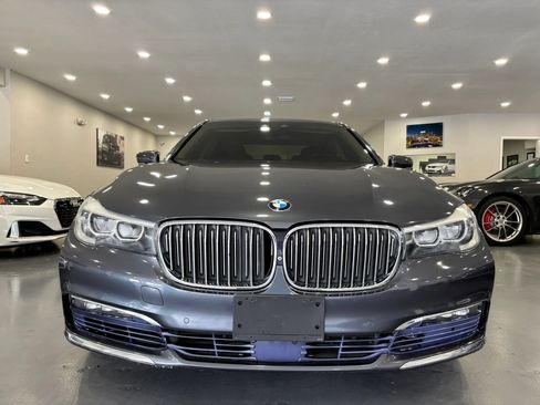 Used 2017 BMW 740e xDrive AWD/4WD image 2