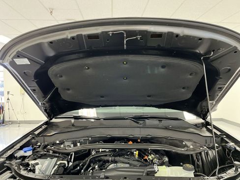 New 2026 Ford Explorer ST-Line w/ ST-Line Street Pack image 12