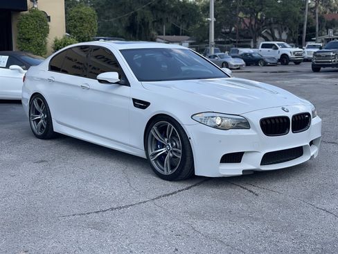Used 2013 BMW M5 RWD image 19