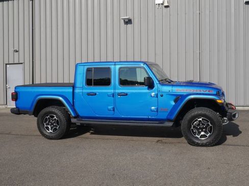 Used 2023 Jeep Gladiator Mojave w/ LED Lighting Group AWD/4WD image 2