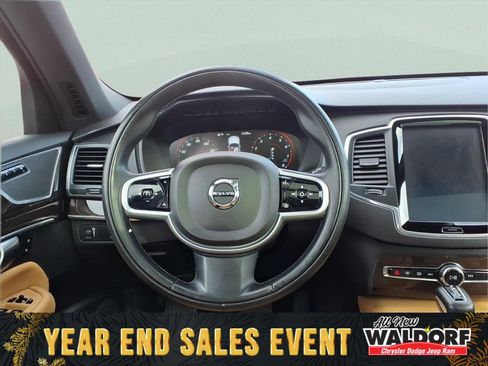 Used 2019 Volvo XC90 T6 Momentum w/ Advanced Package image 12