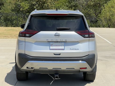 Used 2021 Nissan Rogue Platinum FWD image 4