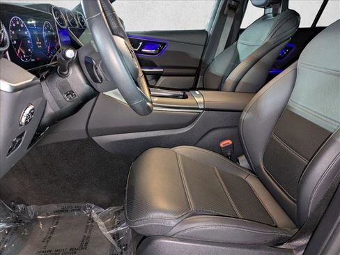 Certified 2025 Mercedes-Benz GLC 300 image 19