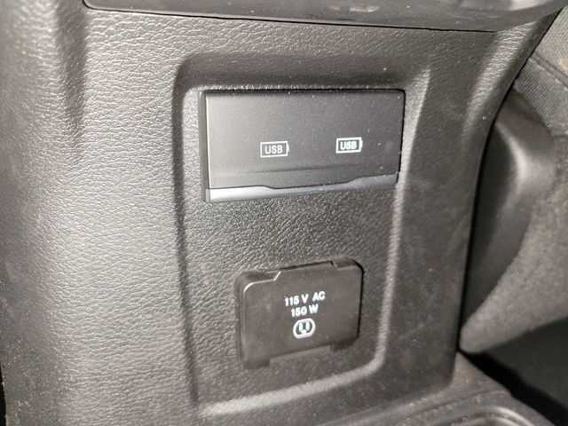 Used 2025 Jeep Wrangler Unlimited Sahara AWD/4WD image 18