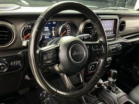 Used 2019 Jeep Wrangler Unlimited Sport S image 20