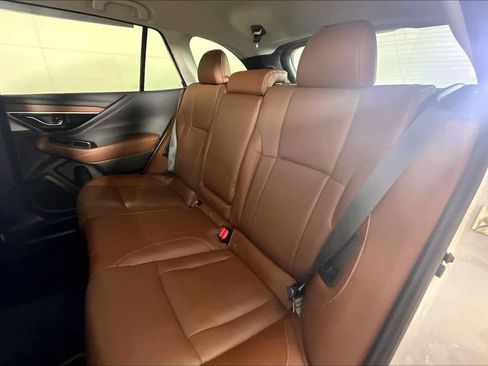 Used 2020 Subaru Outback Touring w/ Popular Package #2 image 18