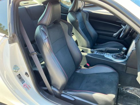 Used 2016 Subaru BRZ Limited w/ Popular Package #2 image 21
