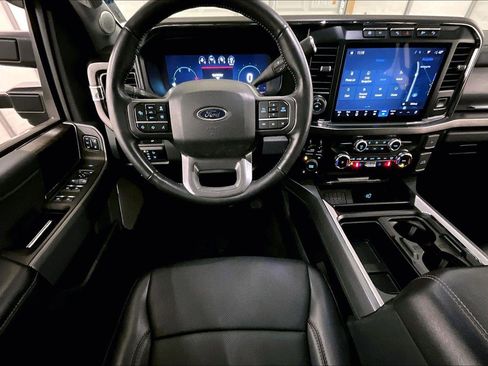 Used 2024 Ford F350 Lariat w/ Lariat Ultimate Package image 5
