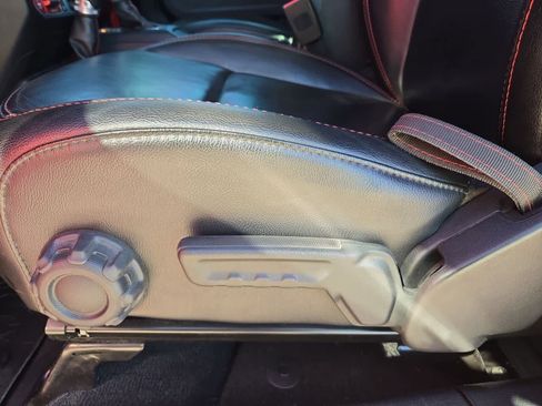 Used 2020 Jeep Gladiator Rubicon image 15