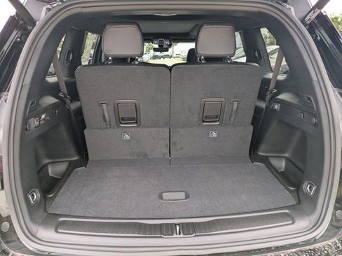 New 2025 Jeep Grand Cherokee L Limited w/ Black Appearance Package image 11