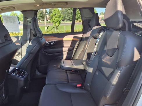 Certified 2023 Volvo XC90 B6 Plus w/ Protection Package Premier AWD/4WD image 19