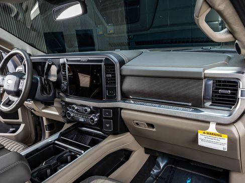 Used 2026 Ford F350 Platinum image 18