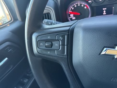 Used 2024 Chevrolet Silverado 1500 Custom image 32
