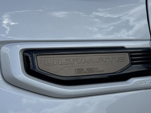 Used 2024 GMC Sierra 1500 Denali Ultimate AWD/4WD image 40