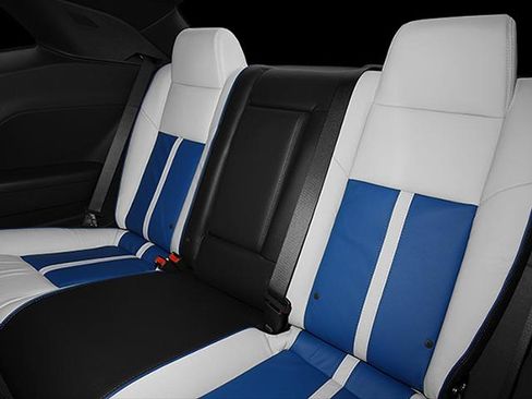 Used 2013 Dodge Challenger SRT8 w/ Harman Kardon Audio Group RWD image 34