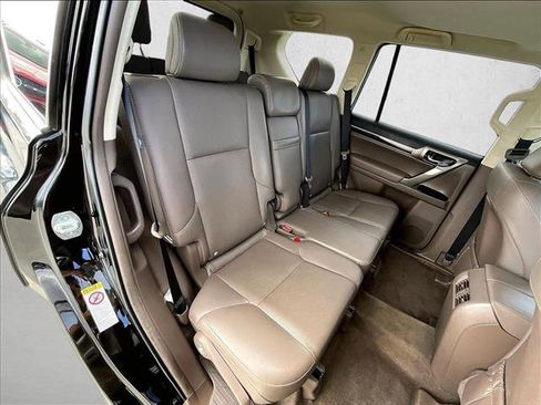 Used 2017 Lexus GX 460 w/ Navigation Package AWD/4WD image 29