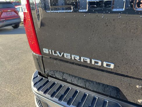 Used 2025 Chevrolet Silverado 1500 LT w/ Work Truck Package AWD/4WD image 3