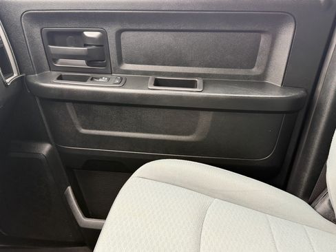 Used 2018 RAM 1500 Tradesman w/ Popular Equipment Group RWD image 29