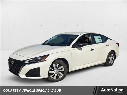 New 2025 Nissan Altima 2.5 S image 1