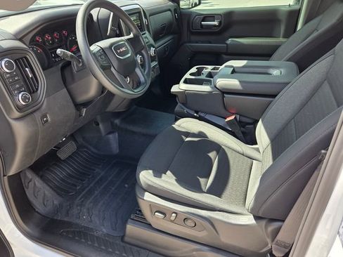 Used 2025 GMC Sierra 1500 Pro w/ Pro Value Package AWD/4WD image 8