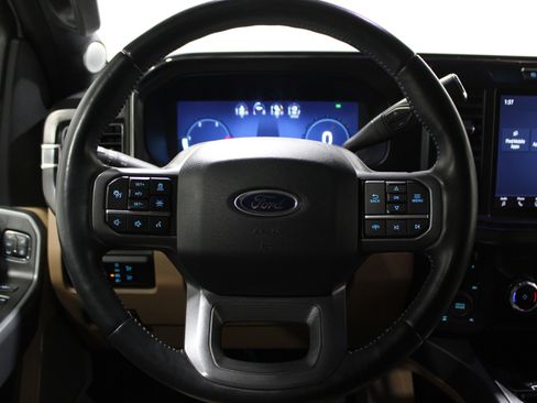 Used 2024 Ford F350 Lariat w/ Lariat Ultimate Package image 11