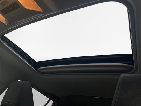 Used 2019 Toyota RAV4 XLE image 23