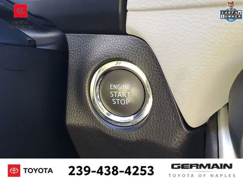 Used 2025 Toyota RAV4 XLE Premium image 32