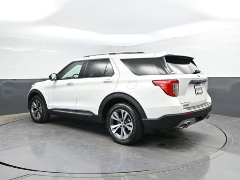 Used 2020 Ford Explorer Platinum w/ Premium Technology Package AWD/4WD image 7