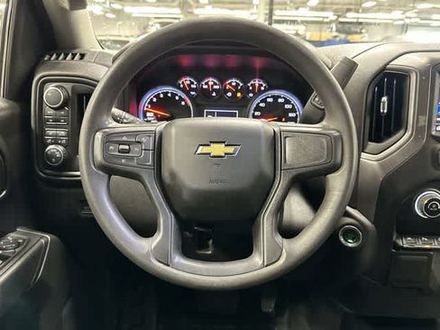 Used 2023 Chevrolet Silverado 1500 W/T w/ WT Safety Package AWD/4WD image 15
