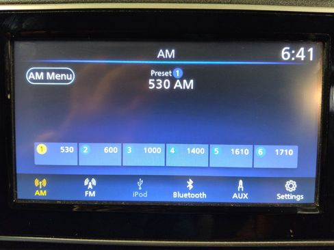Used 2025 Nissan Versa S FWD image 25