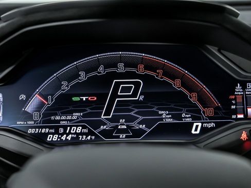 Used 2022 Lamborghini Huracan STO RWD image 26