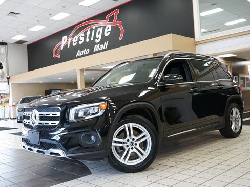 Used 2023 Mercedes-Benz GLB 250 4MATIC w/ Premium Package image 20