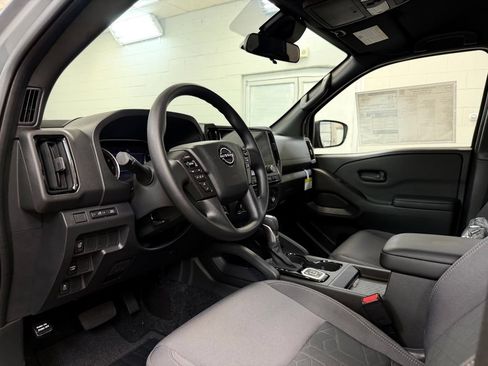 New 2026 Nissan Frontier SV w/ Tow Package AWD/4WD image 16