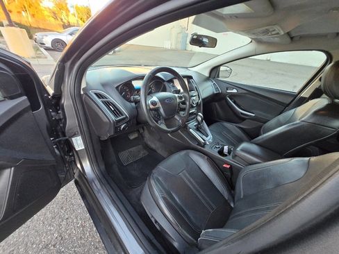 Used 2013 Ford Focus Titanium image 20