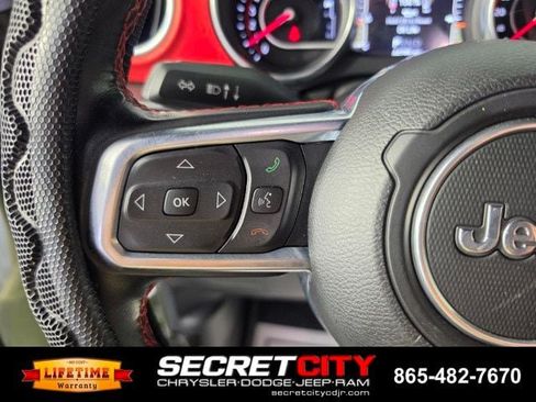Used 2020 Jeep Wrangler Unlimited Rubicon AWD/4WD image 16