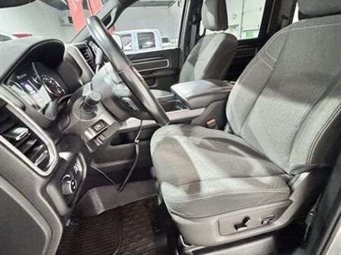 Used 2022 RAM 2500 Big Horn w/ Night Edition AWD/4WD image 8