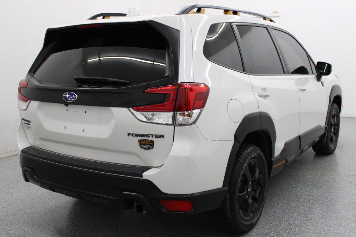 Used 2022 Subaru Forester Wilderness w/ Wilderness Package AWD/4WD image 5