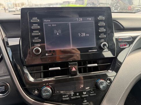 Used 2023 Toyota Camry SE w/ Convenience Package image 19