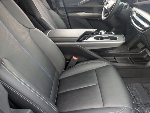 Certified 2024 Cadillac Lyriq Sport RWD image 13