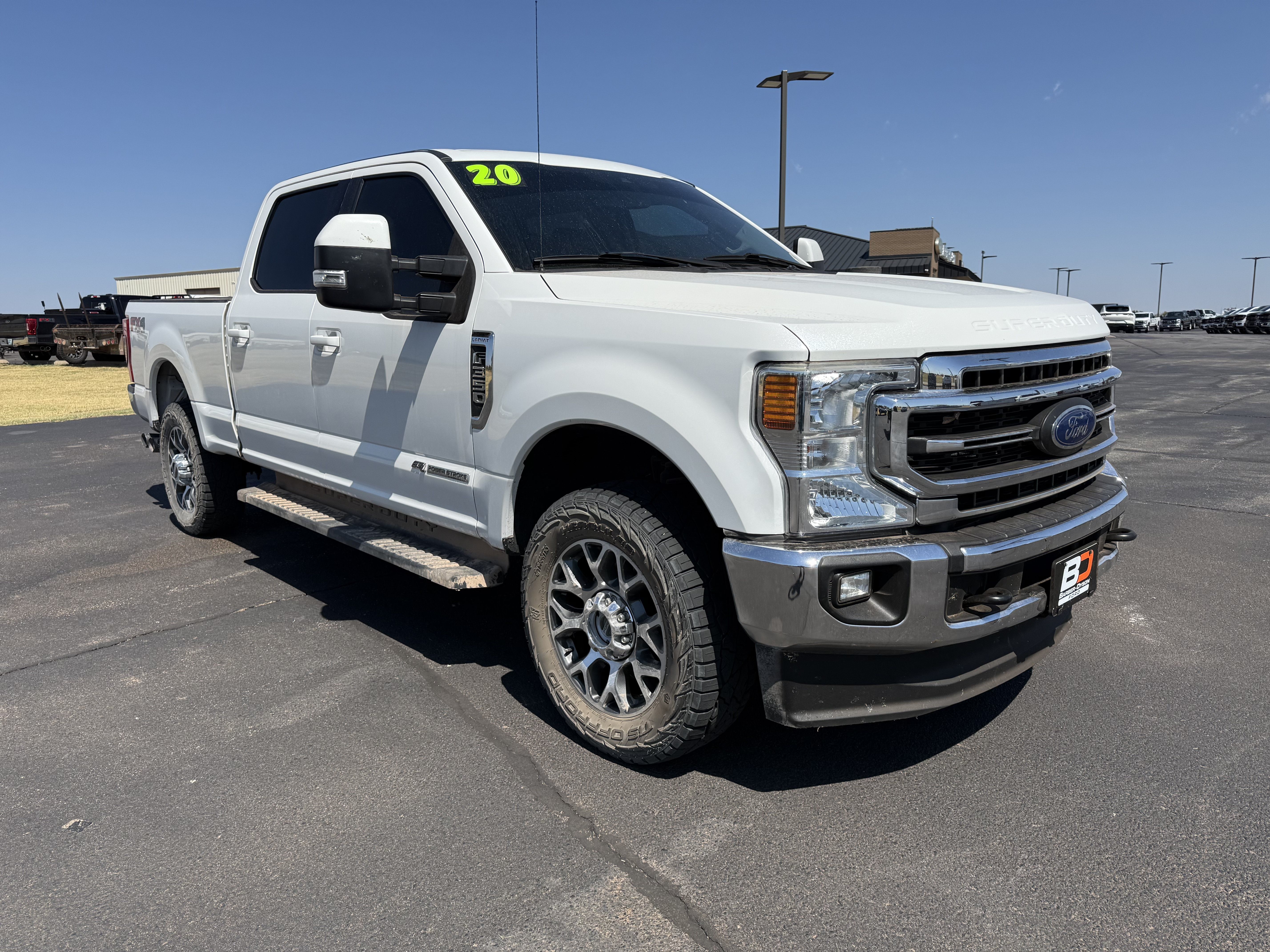 Used 2020 Ford F350 Lariat w/ Lariat Value Package AWD/4WD image 2