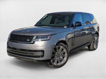 New 2025 Land Rover Range Rover SE