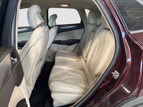 Used 2018 Lincoln MKC Premiere AWD/4WD image 15
