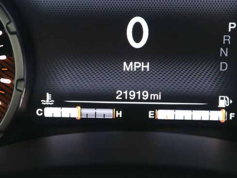 Used 2022 Jeep Renegade Limited w/ Sun, Sound & Wheels Group AWD/4WD image 18