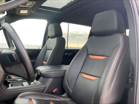 Used 2024 GMC Sierra 2500 AT4 w/ AT4 Premium Plus Package image 31