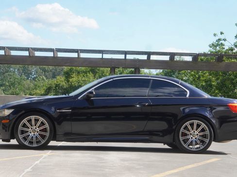 Used 2011 BMW M3 Convertible RWD image 10