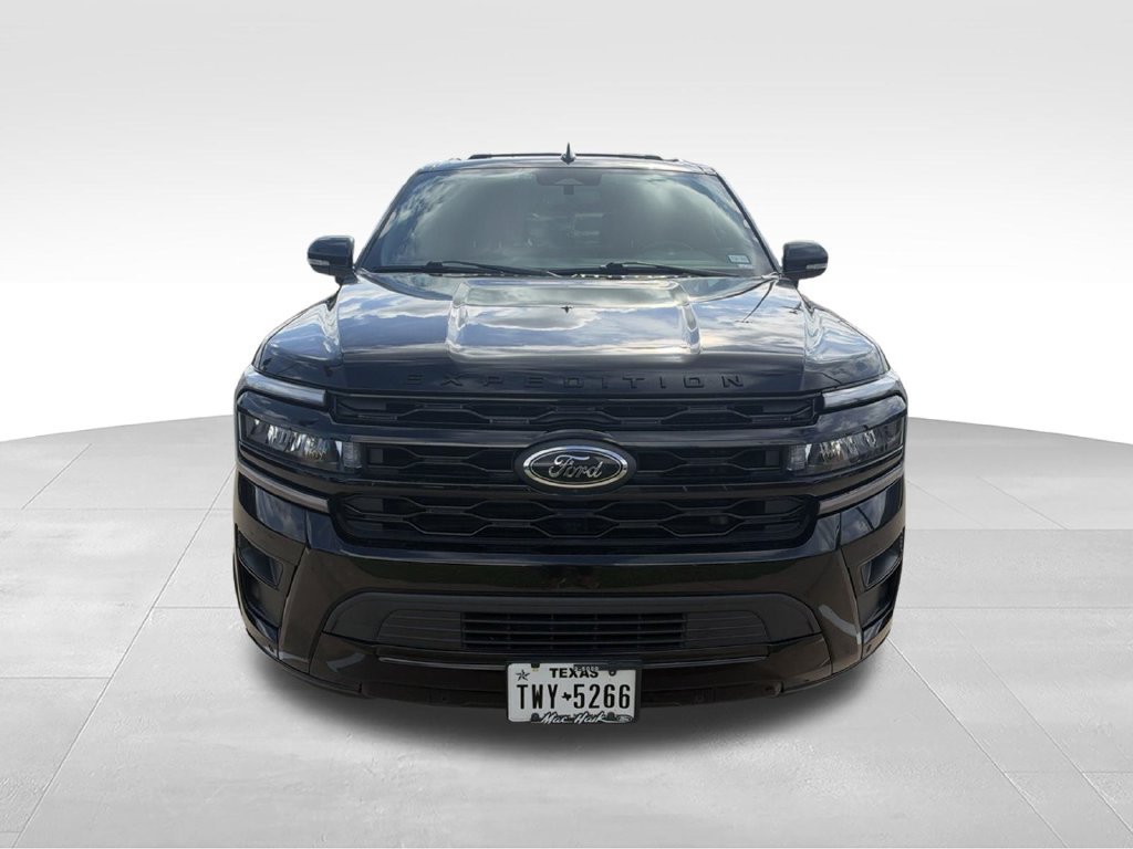 Used 2023 Ford Expedition Max Limited RWD image 2
